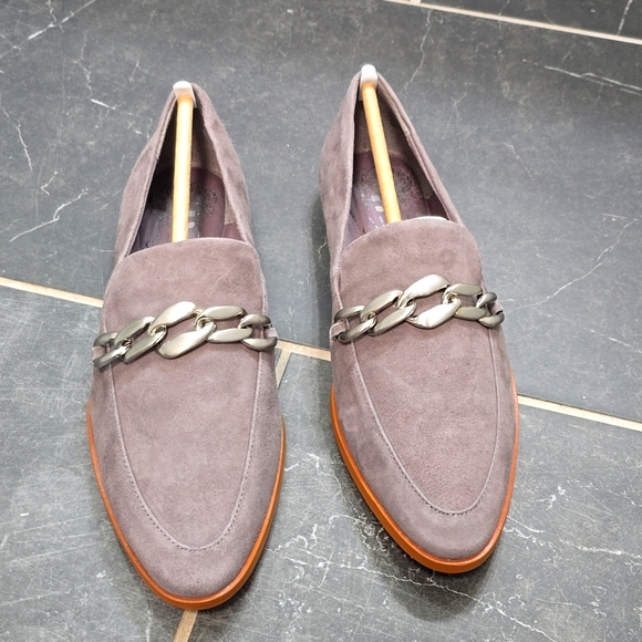 Vincent Camuto Pointed Toed Suede Loafers - Picture 1 of 7